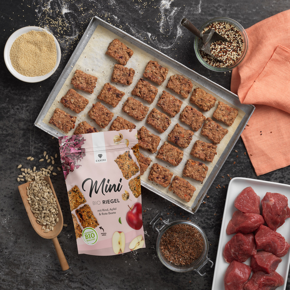 Mini Bio Riegel mit Rind, Apfel & Rote Beete
